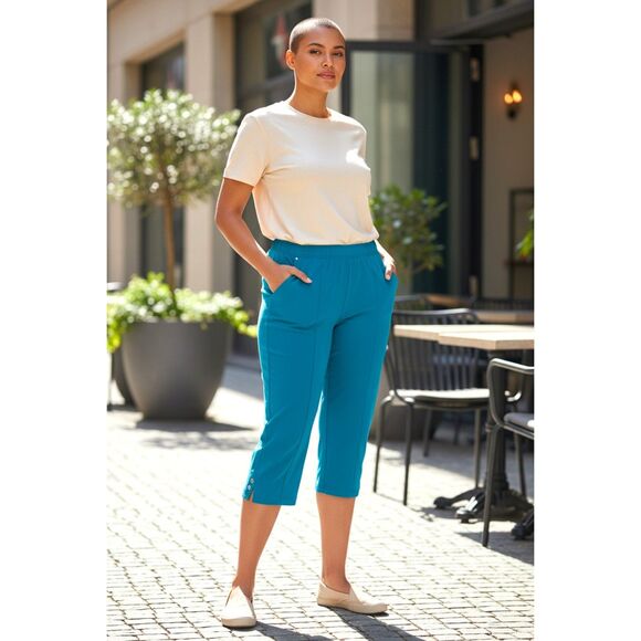 Catherines Pants - Catherine's Plus Size Capris, Size 3x 26/28W -- ITEM #3565